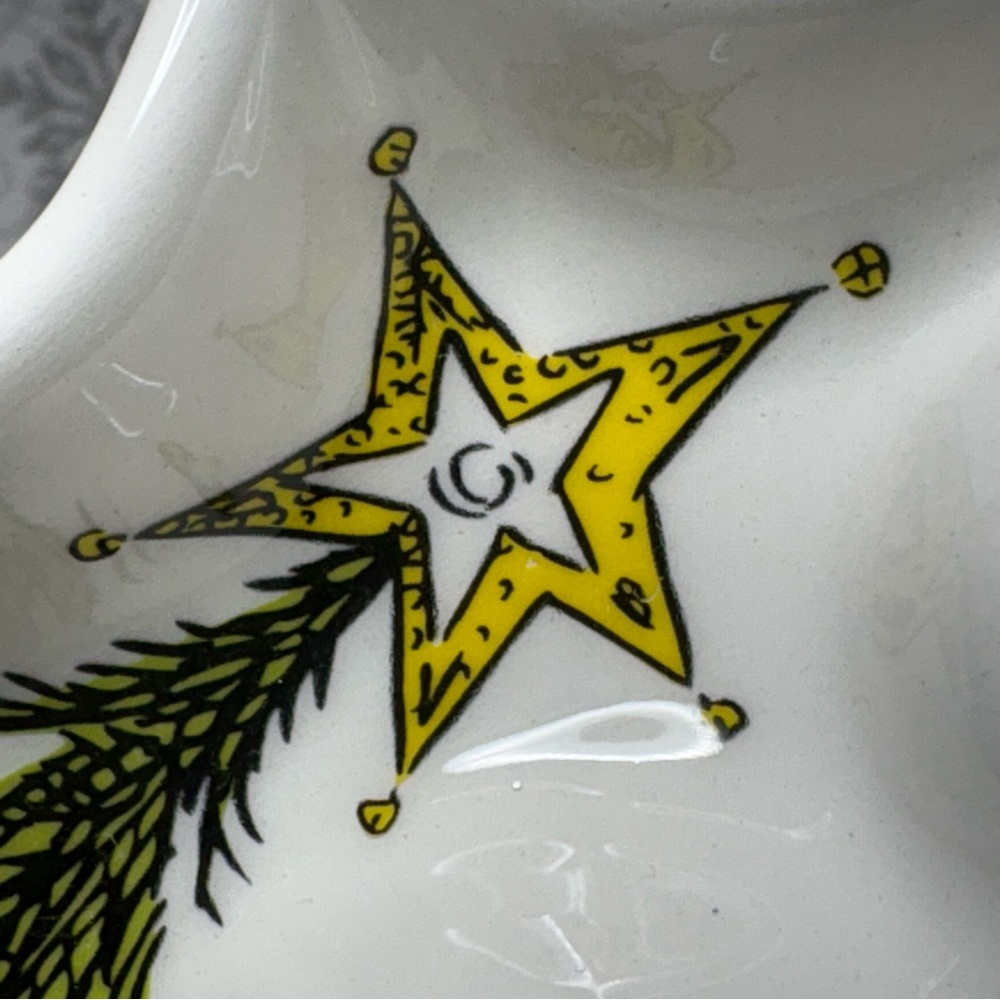 How The Grinch Stole Christmas Who Ville Christmas Tree Trinket Catch All Tray - Picture 7 of 12